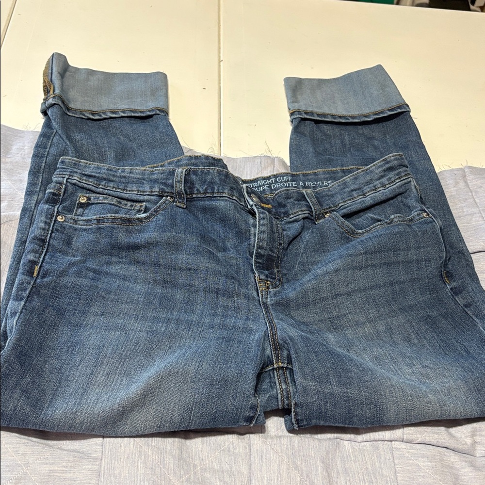 GAP Classic Straight Cuff Denim